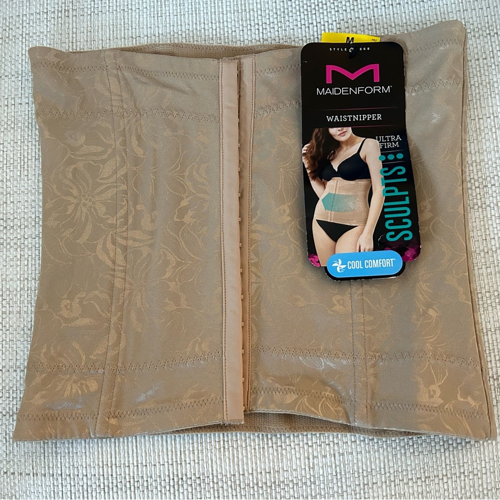 NWT! Maidenform Waist Cincher shapewear